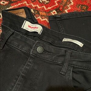 Wrangler Women's High Rise, Skinny, Black Jeans